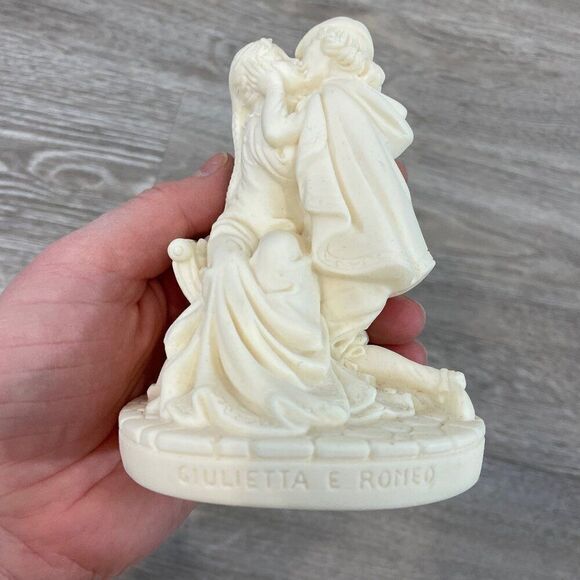 Romeo & Juliet Giulietta E Romeo Signed Lucchesi Faro Alabaster Sculpture Italy - Picture 6 of 10